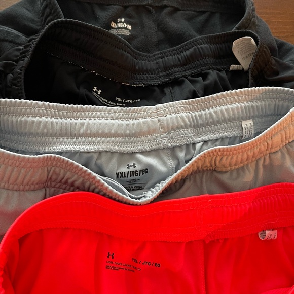 Boy’s Under Armour Shorts Bundle - Picture 2 of 11